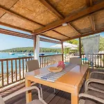 بيت للعطل Seascape With Terrace With Seaview Mali Pašman