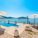 Seascape With Terrace With Seaview بيت للعطل