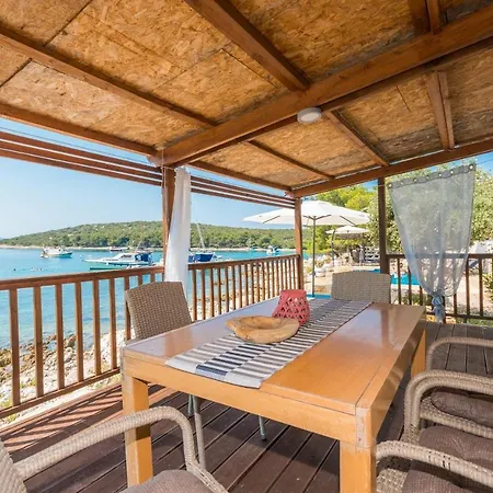 Holiday home Seascape With Terrace With Seaview Mali Pasman